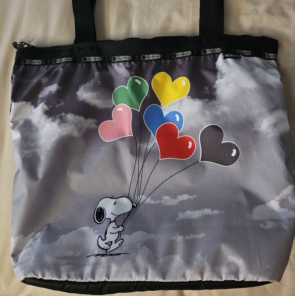 Lesportsac X Peanuts Collaboration Hailey Tote Bag Snoopy In The Sky